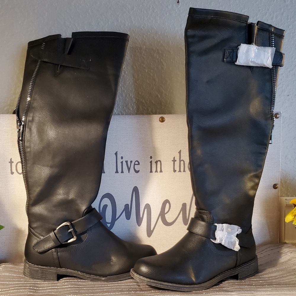 Womans boots